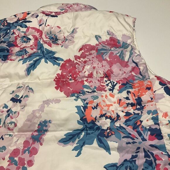 Joulet Reversible Floral/Cream Puffer Vest - Picture 9 of 10